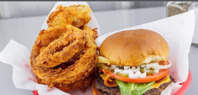 Basic Burger.
